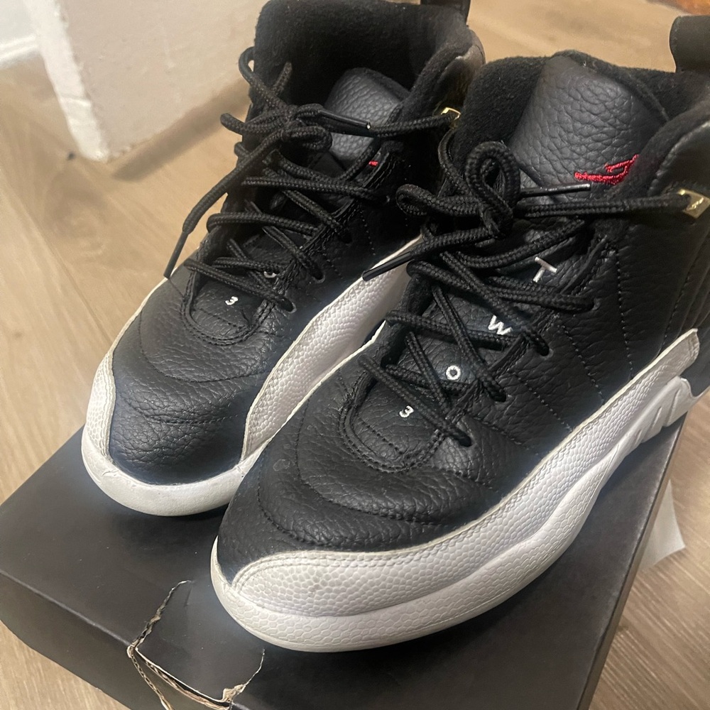 Jordan 12 retro (PS) size 2.5 Y